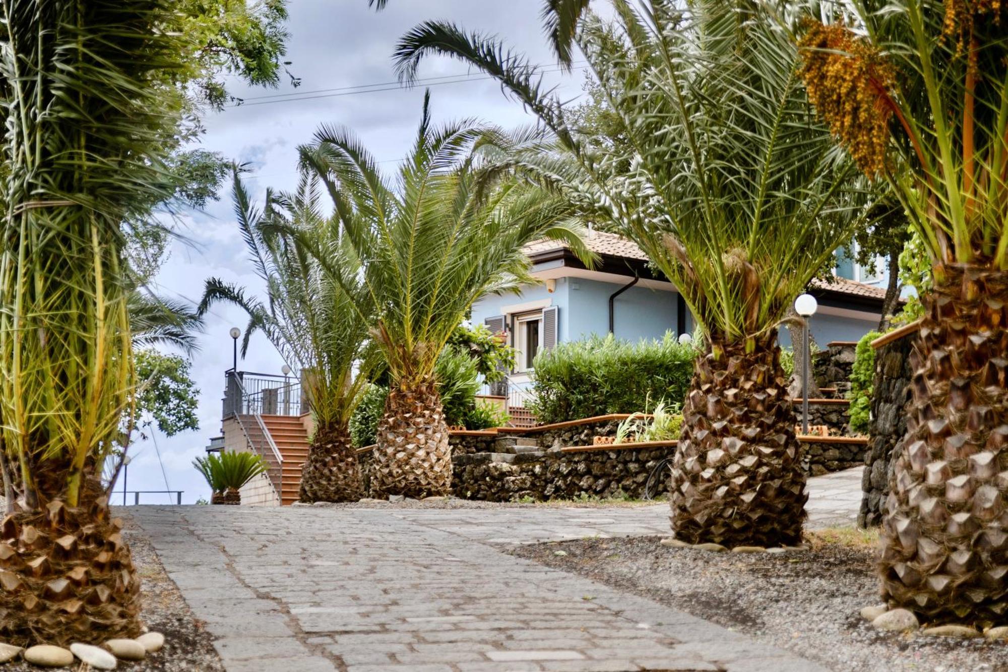 Villa Melany Casa Vacanza Piedimonte Etneo Esterno foto