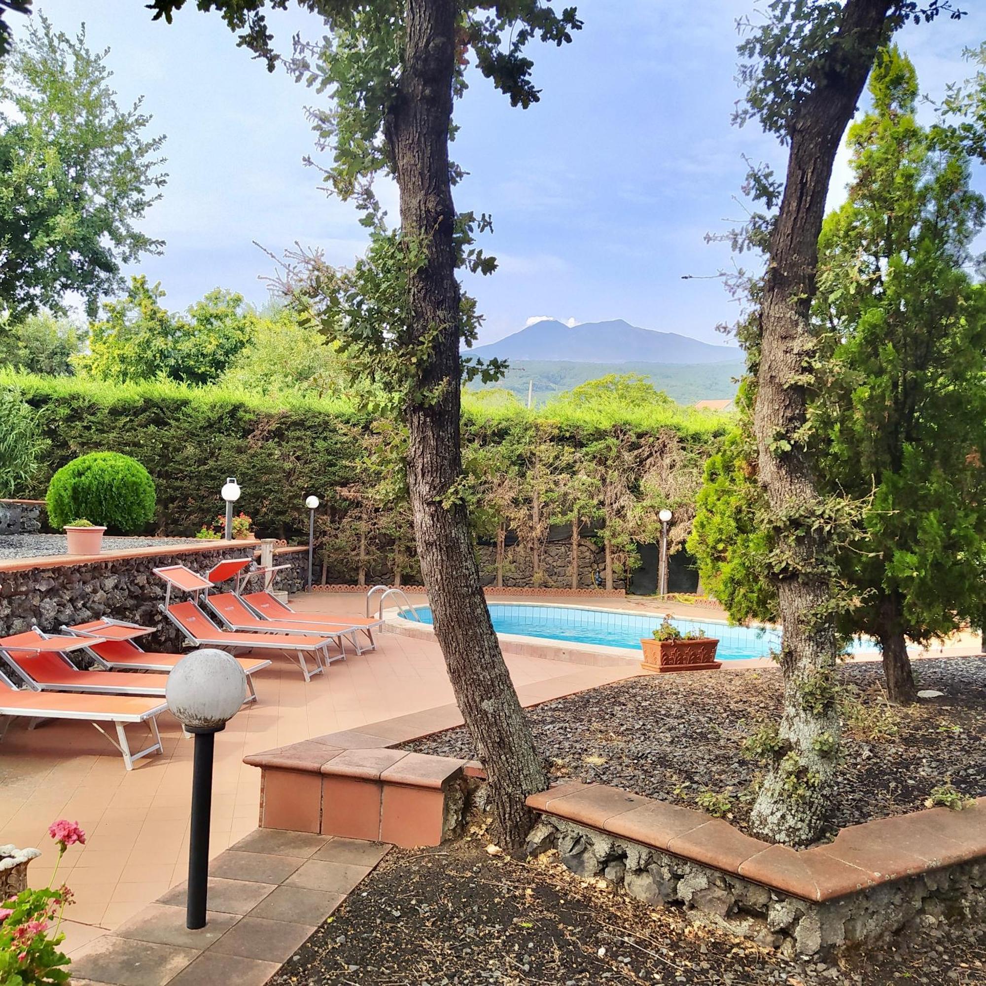 Villa Melany Casa Vacanza Piedimonte Etneo Esterno foto